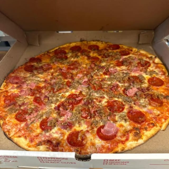 Meat Amore Pizza.