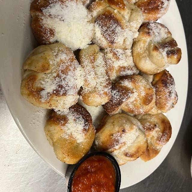 Garlic Knots.